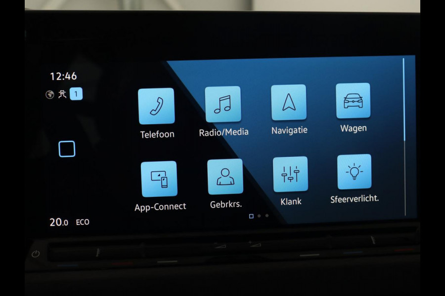 Volkswagen Golf 1.4 eHybrid Style | Massage | Carplay | Memory | Navigatie | Adaptive cruise | Parkeerhulp | Sfeerverlichting | Full LED | PHEV | Plug In