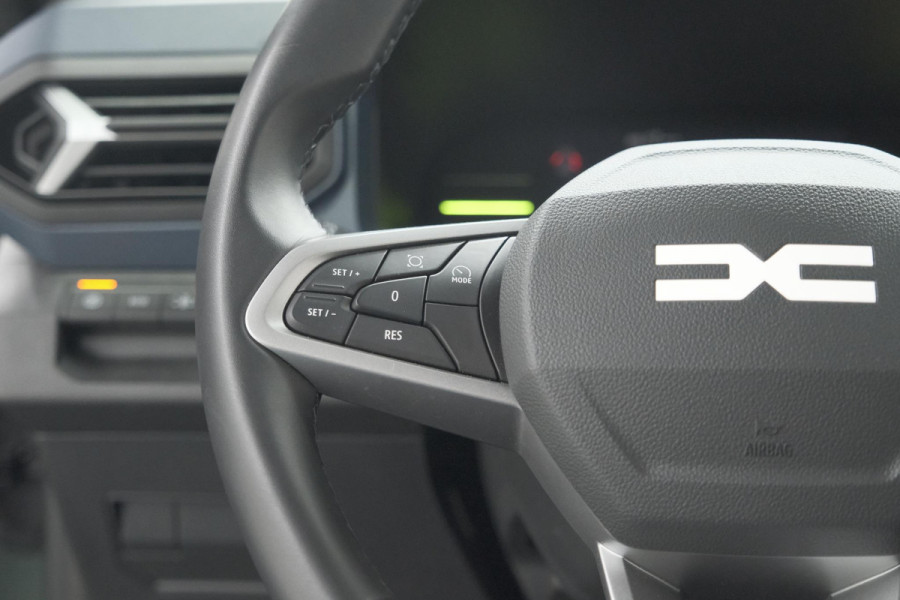 Dacia Duster Mild Hybrid 130 Expression | Camera | Stoelverwarming | Apple Carplay | Navigatie