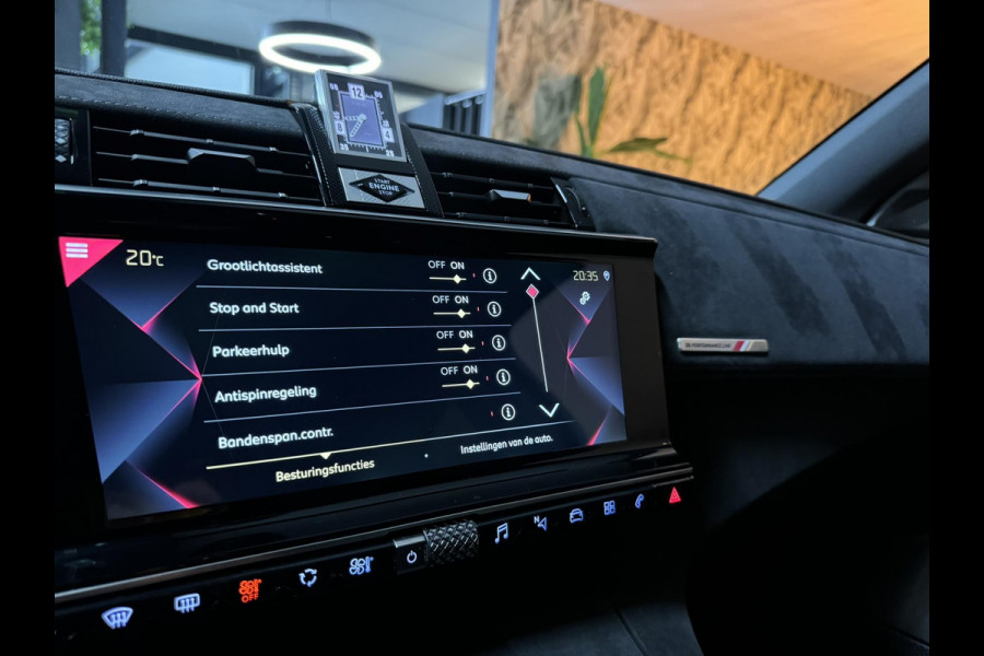 DS 7 Crossback 1.2 PureTech Performance Line Garantie 360''Camera Carplay Elek Achterklep Navi Alcantara Cruise Clima Rijklaar DS 7 Crossback 1.2 PureTech Performance Line Garantie 360''Camera Carplay Elek Achterklep Navi Alcantara Cruise Clima Rijklaar