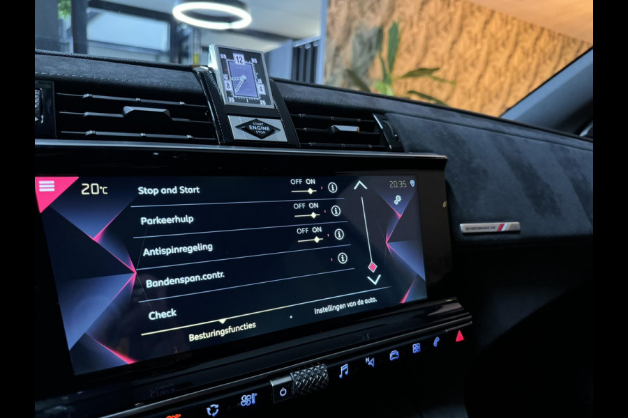 DS 7 Crossback 1.2 PureTech Performance Line Garantie 360''Camera Carplay Elek Achterklep Navi Alcantara Cruise Clima Rijklaar DS 7 Crossback 1.2 PureTech Performance Line Garantie 360''Camera Carplay Elek Achterklep Navi Alcantara Cruise Clima Rijklaar