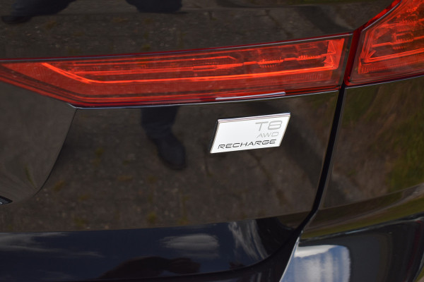 Volvo XC60 T8 AWD 455PK Plug-in hybrid Plus Bright | Leer | Pano Dak | Key Less | Park Assist Camera | Volvo XC60 T8 AWD 455PK Plug-in hybrid Plus Bright | Leer | Pano Dak | Key Less | Park Assist Camera |