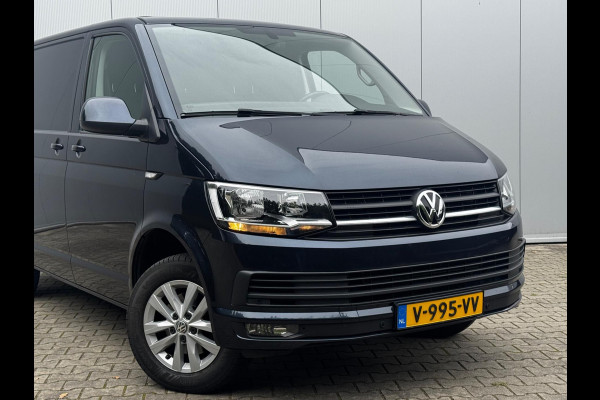 Volkswagen Transporter 2.0TDI 150PK AUTOMAAT HIGHLINE CARPLAY AIRCO TREKHAAK ZEER NETTE BUS! NAP ORIGINEEL NEDERLANDS
