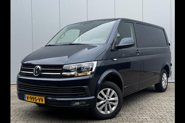 Volkswagen Transporter 2.0TDI 150PK AUTOMAAT HIGHLINE CARPLAY AIRCO TREKHAAK ZEER NETTE BUS! NAP ORIGINEEL NEDERLANDS