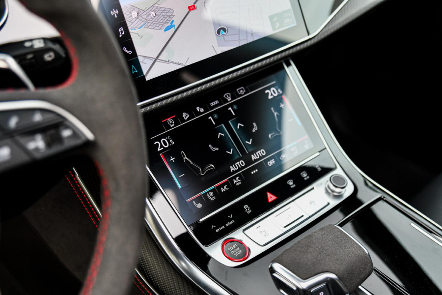 Audi Q8 4.0 TFSI RS Q8 quattro. Maxton, Pano, Softcl, Carbon, Alcantara hemel, 4W sturing, Koeling, Leder Design, Trekh, HUD, 360!