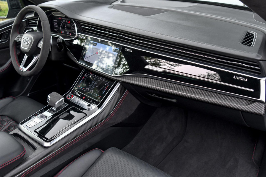Audi Q8 4.0 TFSI RS Q8 quattro. Maxton, Pano, Softcl, Carbon, Alcantara hemel, 4W sturing, Koeling, Leder Design, Trekh, HUD, 360!