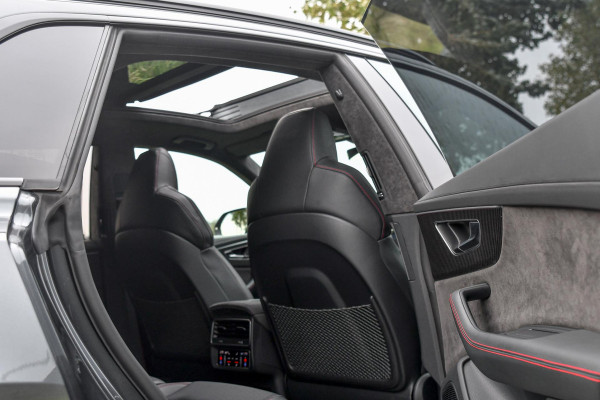 Audi Q8 4.0 TFSI RS Q8 quattro. Maxton, Pano, Softcl, Carbon, Alcantara hemel, 4W sturing, Koeling, Leder Design, Trekh, HUD, 360!