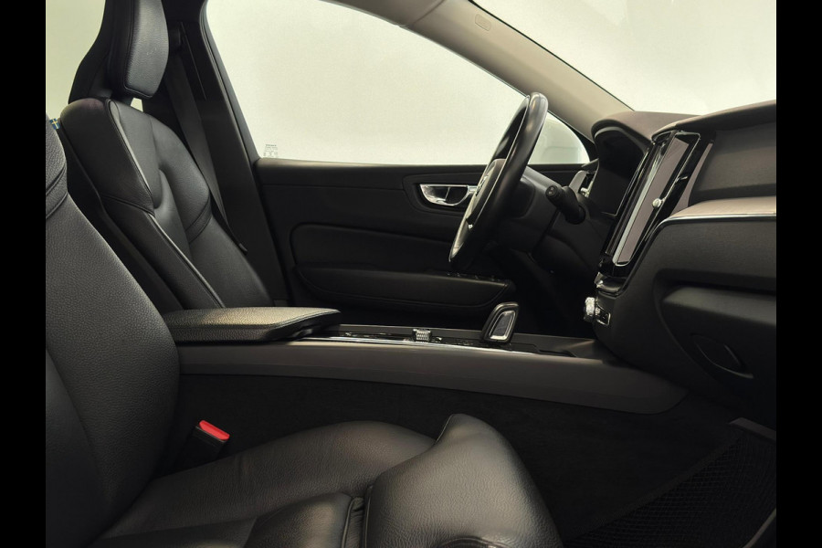 Volvo XC60 2.0 Recharge T8 AWD Inscription / BTW / Pano / Memory