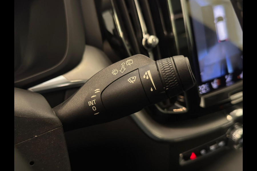 Volvo XC60 2.0 Recharge T8 AWD Inscription / BTW / Pano / Memory