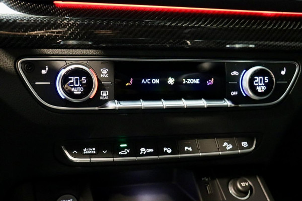 Audi Q5 Sportback 55 TFSI e S edition Massage|PANO|TrkHk|ACC|VOL