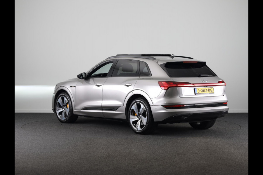 Audi e-tron e-tron 55 quattro advanced 95 kWh 408pk | Panoramadak | lederen bekleding | Assisten Tour pakket | Stoelen elektrisch verstelbaar met geheugen |  Bang & Olufsen Premium soundsystem