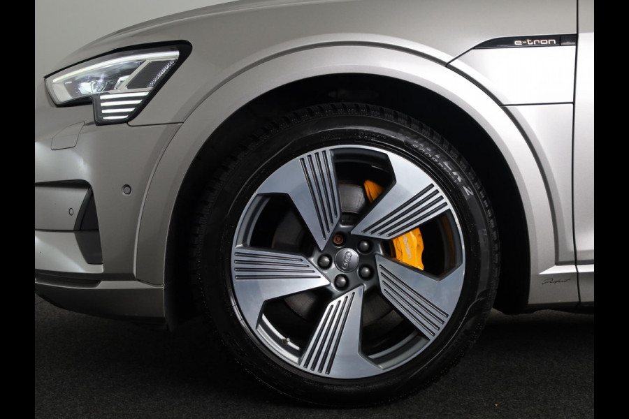 Audi e-tron e-tron 55 quattro advanced 95 kWh 408pk | Panoramadak | lederen bekleding | Assisten Tour pakket | Stoelen elektrisch verstelbaar met geheugen |  Bang & Olufsen Premium soundsystem
