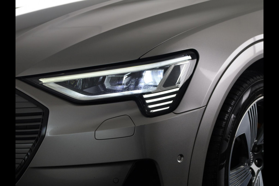 Audi e-tron e-tron 55 quattro advanced 95 kWh 408pk | Panoramadak | lederen bekleding | Assisten Tour pakket | Stoelen elektrisch verstelbaar met geheugen |  Bang & Olufsen Premium soundsystem