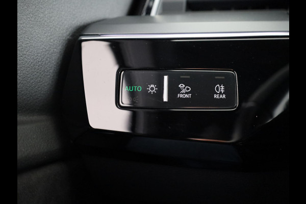 Audi e-tron e-tron 55 quattro advanced 95 kWh 408pk | Panoramadak | lederen bekleding | Assisten Tour pakket | Stoelen elektrisch verstelbaar met geheugen |  Bang & Olufsen Premium soundsystem