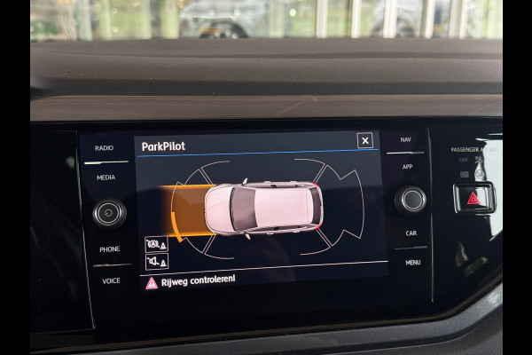 Volkswagen Polo 1.0 TSI DSG R-Line Pano|LED|Virtual|Keyles|Dealer Onderhouden