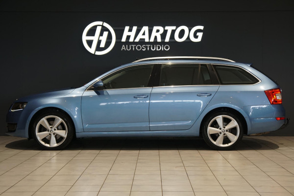 Škoda Octavia Combi 1.8 TSI Greentech Style Business 180PK + PANO / CAMERA / BI-XENON / KEYLESS