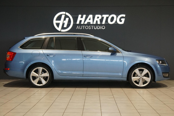 Škoda Octavia Combi 1.8 TSI Greentech Style Business 180PK + PANO / CAMERA / BI-XENON / KEYLESS