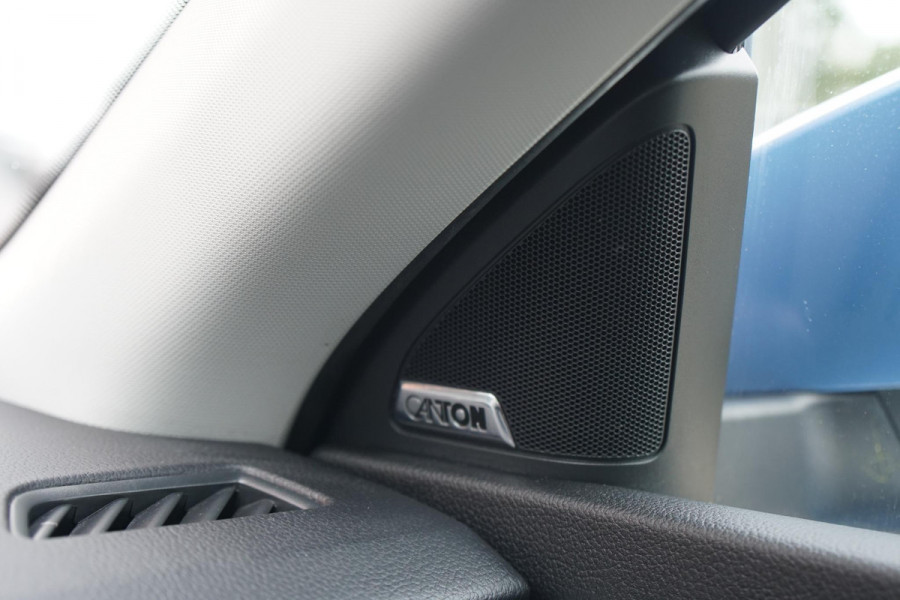 Škoda Octavia Combi 1.8 TSI Greentech Style Business 180PK + PANO / CAMERA / BI-XENON / KEYLESS