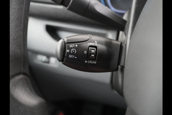 Peugeot e-Expert EV 50kWh 9-Persoons Airco Navi* Apple Carplay Android Auto Cruise Control 3 Zitrijen Dab+ Schuifdeur Privacy Glas Achterdeuren 1e Eigenaar Origineel Nederlandse Auto