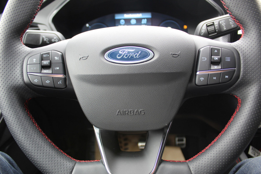 Ford Kuga 2.5 PHEV ST-Line X , 2100kg trekgewicht , Nieuw Model Panorama/schuif kantel dak , Trekhaak wegklapbaar AGR stoelen voor , Winterpack