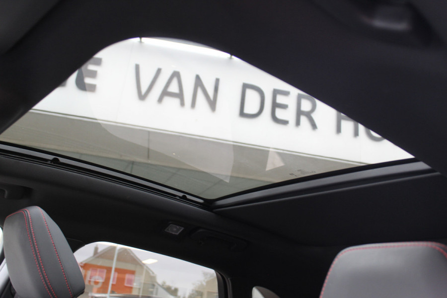 Ford Kuga 2.5 PHEV ST-Line X , 2100kg trekgewicht , Nieuw Model Panorama/schuif kantel dak , Trekhaak wegklapbaar AGR stoelen voor , Winterpack