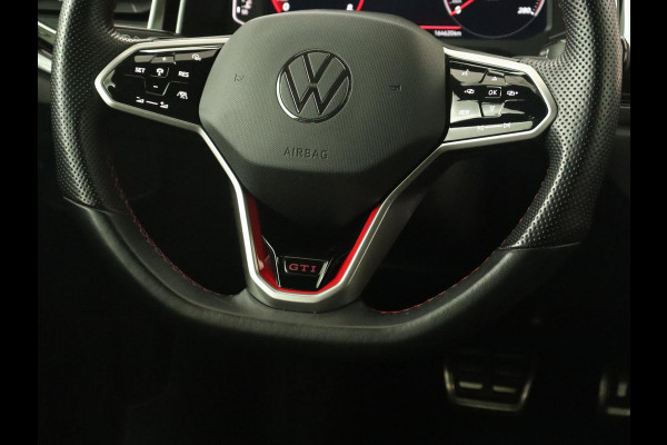 Volkswagen Polo 2.0 TSI GTI | Panoramadak | Stoelverwarming | Adaptive cruise | Camera | Carplay | Matrix LED | Virtual Cockpit | Alcantara | Climate control | Park Assist | Navigatie