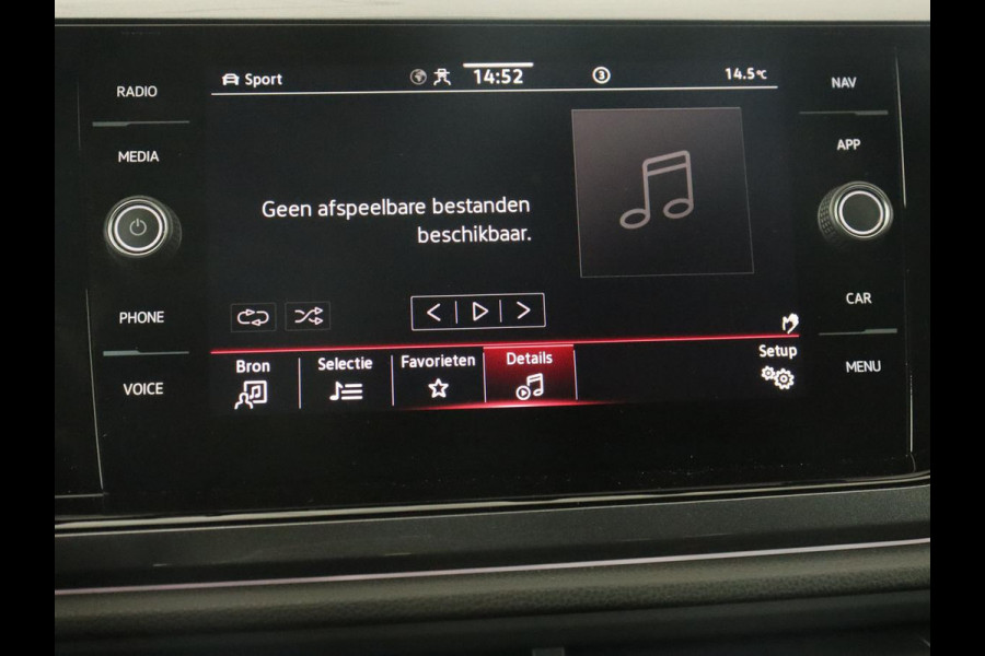 Volkswagen Polo 2.0 TSI GTI | Panoramadak | Stoelverwarming | Adaptive cruise | Camera | Carplay | Matrix LED | Virtual Cockpit | Alcantara | Climate control | Park Assist | Navigatie