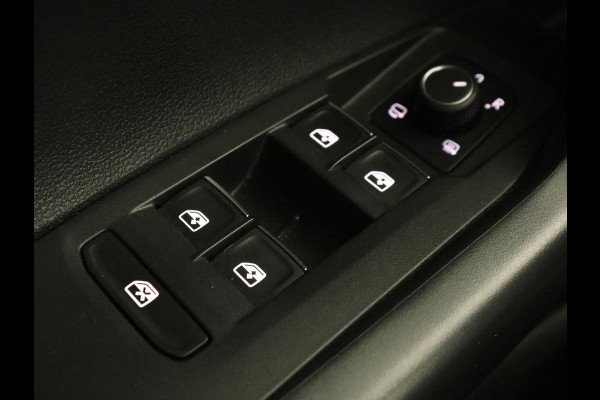 Volkswagen Polo 2.0 TSI GTI | Panoramadak | Stoelverwarming | Adaptive cruise | Camera | Carplay | Matrix LED | Virtual Cockpit | Alcantara | Climate control | Park Assist | Navigatie