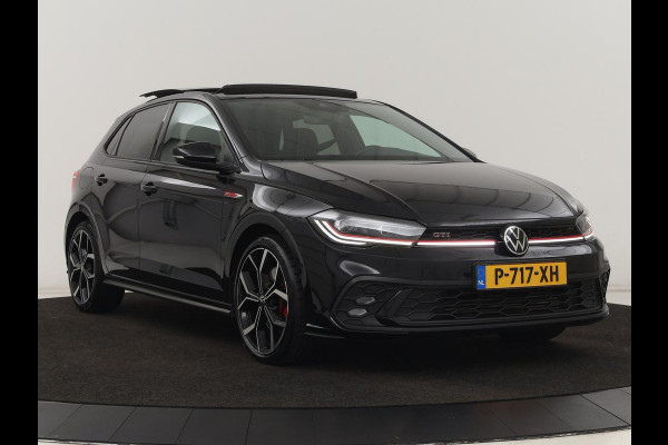 Volkswagen Polo 2.0 TSI GTI | Panoramadak | Stoelverwarming | Adaptive cruise | Camera | Carplay | Matrix LED | Virtual Cockpit | Alcantara | Climate control | Park Assist | Navigatie