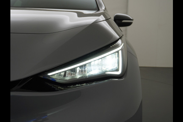 CUPRA Born Performance One 62kWh SOH=95% Navi Sport Stoelen+Elektr.Verst.+Verwarmd Adaptive-Cruise-C Camera Park-Assist+PDC-v+a Smart-Assis DAB ECC Full-Link Virtual Cockpit Seat-Connect/online-Services Adaptive-Led Uitwijk-assistent Priv.Glass Keyless Advanced E-sound-Luidspreker 1e Eigenaar Origineel Nederlandse Auto Accu Garantie tot 160.000km / April 2030
