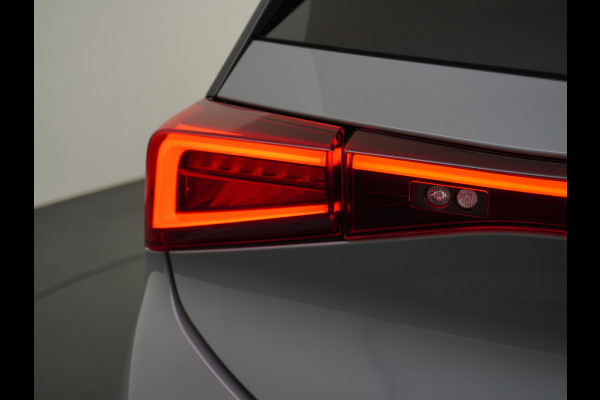 CUPRA Born Performance One 62kWh SOH=95% Navi Sport Stoelen+Elektr.Verst.+Verwarmd Adaptive-Cruise-C Camera Park-Assist+PDC-v+a Smart-Assis DAB ECC Full-Link Virtual Cockpit Seat-Connect/online-Services Adaptive-Led Uitwijk-assistent Priv.Glass Keyless Advanced E-sound-Luidspreker 1e Eigenaar Origineel Nederlandse Auto Accu Garantie tot 160.000km / April 2030