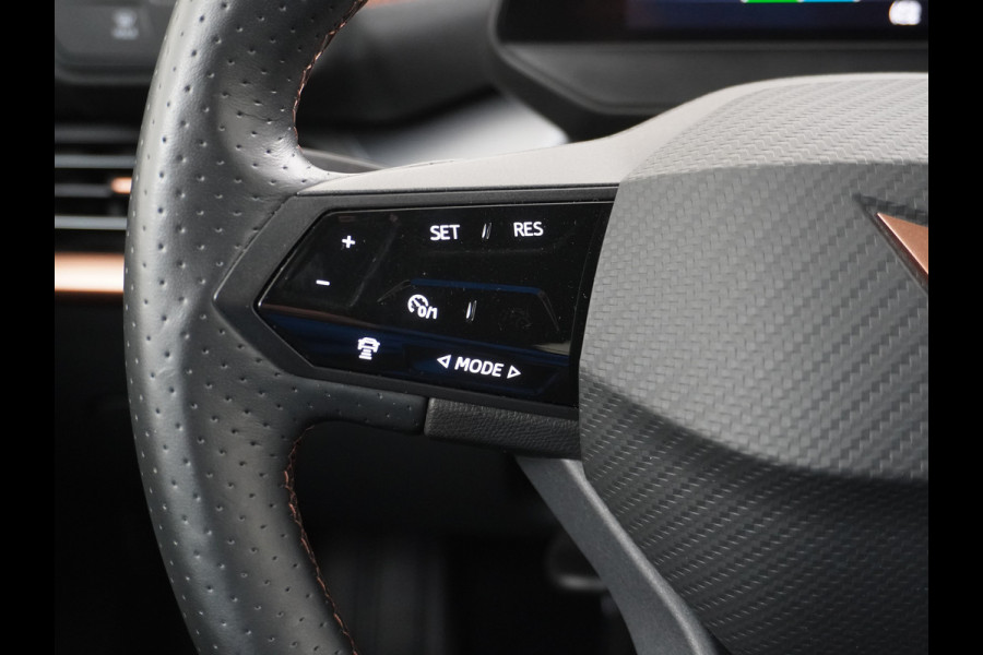 CUPRA Born Performance One 62kWh SOH=95% Navi Sport Stoelen+Elektr.Verst.+Verwarmd Adaptive-Cruise-C Camera Park-Assist+PDC-v+a Smart-Assis DAB ECC Full-Link Virtual Cockpit Seat-Connect/online-Services Adaptive-Led Uitwijk-assistent Priv.Glass Keyless Advanced E-sound-Luidspreker 1e Eigenaar Origineel Nederlandse Auto Accu Garantie tot 160.000km / April 2030