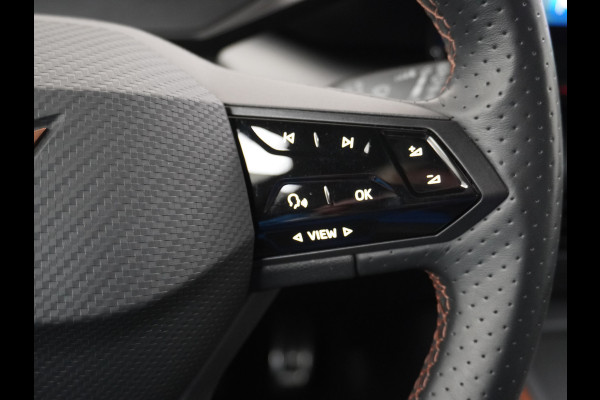 CUPRA Born Performance One 62kWh SOH=95% Navi Sport Stoelen+Elektr.Verst.+Verwarmd Adaptive-Cruise-C Camera Park-Assist+PDC-v+a Smart-Assis DAB ECC Full-Link Virtual Cockpit Seat-Connect/online-Services Adaptive-Led Uitwijk-assistent Priv.Glass Keyless Advanced E-sound-Luidspreker 1e Eigenaar Origineel Nederlandse Auto Accu Garantie tot 160.000km / April 2030
