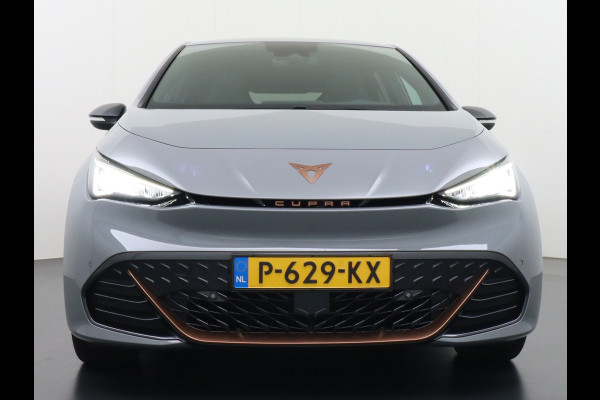 CUPRA Born Performance One 62kWh SOH=95% Navi Sport Stoelen+Elektr.Verst.+Verwarmd Adaptive-Cruise-C Camera Park-Assist+PDC-v+a Smart-Assis DAB ECC Full-Link Virtual Cockpit Seat-Connect/online-Services Adaptive-Led Uitwijk-assistent Priv.Glass Keyless Advanced E-sound-Luidspreker 1e Eigenaar Origineel Nederlandse Auto Accu Garantie tot 160.000km / April 2030
