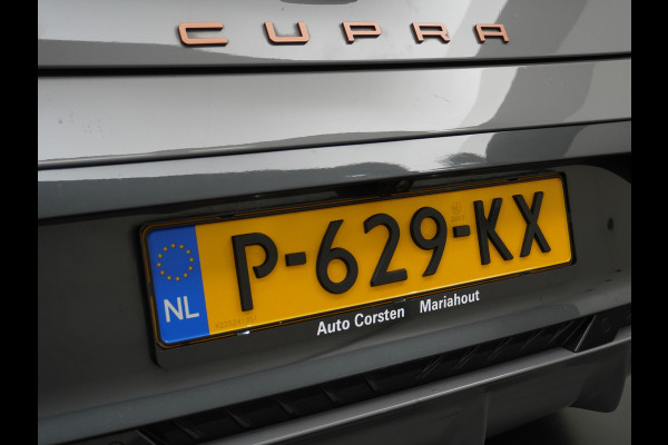 CUPRA Born Performance One 62kWh SOH=95% Navi Sport Stoelen+Elektr.Verst.+Verwarmd Adaptive-Cruise-C Camera Park-Assist+PDC-v+a Smart-Assis DAB ECC Full-Link Virtual Cockpit Seat-Connect/online-Services Adaptive-Led Uitwijk-assistent Priv.Glass Keyless Advanced E-sound-Luidspreker 1e Eigenaar Origineel Nederlandse Auto Accu Garantie tot 160.000km / April 2030