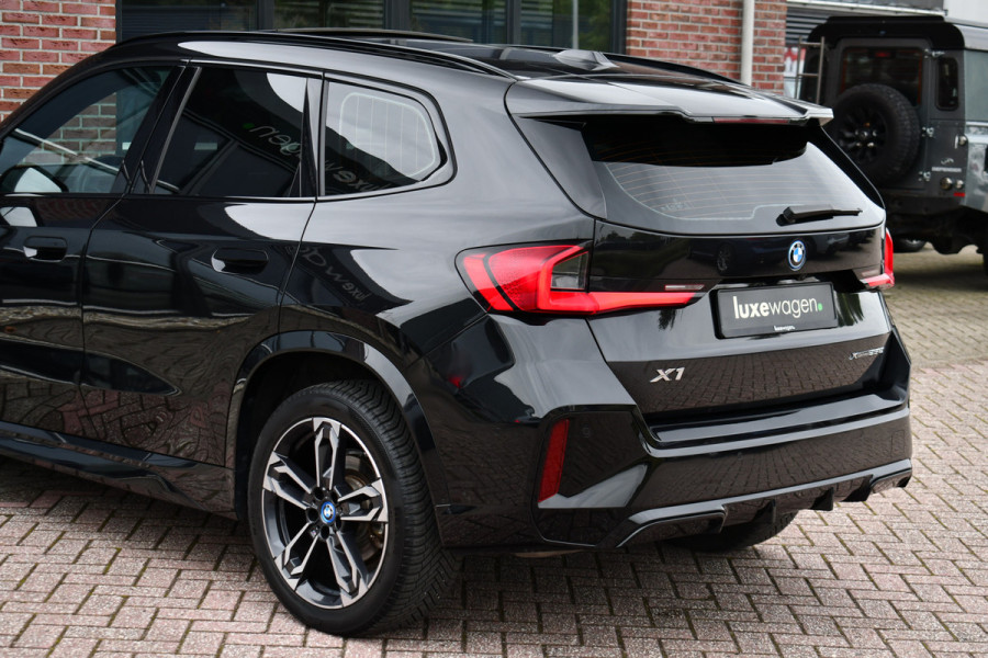 BMW X1 xDrive25e M-Sport Pano ACC 360 HUD 19inch Adp-onderstel BTW-auto