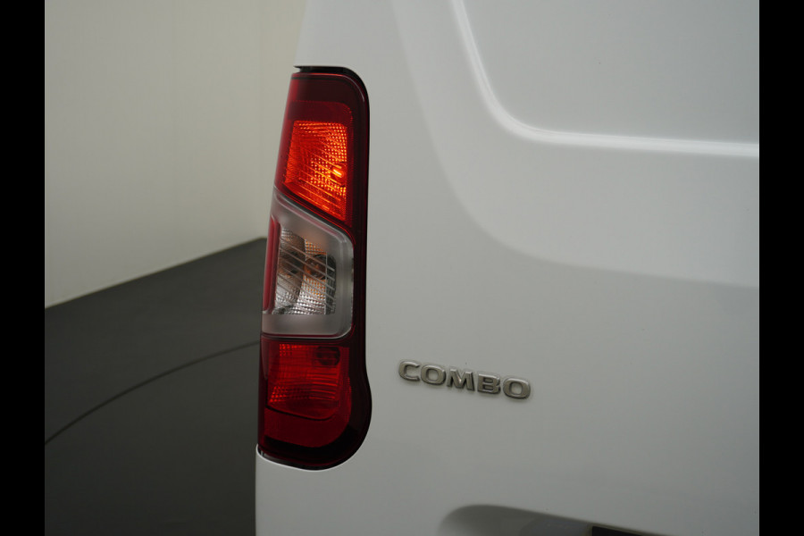 Opel Combo 1.5D L1H1 Navi Airco Apple Carplay Android Auto Cruise Control Pdc Edition Wandbetimmering Betonplex Vloer Schuifdeur 1e Eigenaar Euro 6