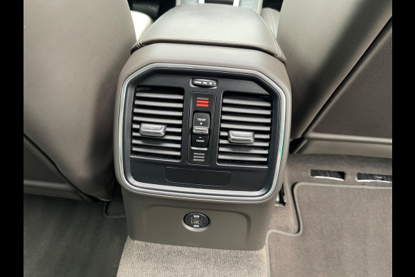 Porsche Macan 2.0 252PK Facelift /Panoramadak/Luchtvering/Led-Xenon/Camera/Electr-Trekhaak 1-Eigenaar Dealer-onderhouden