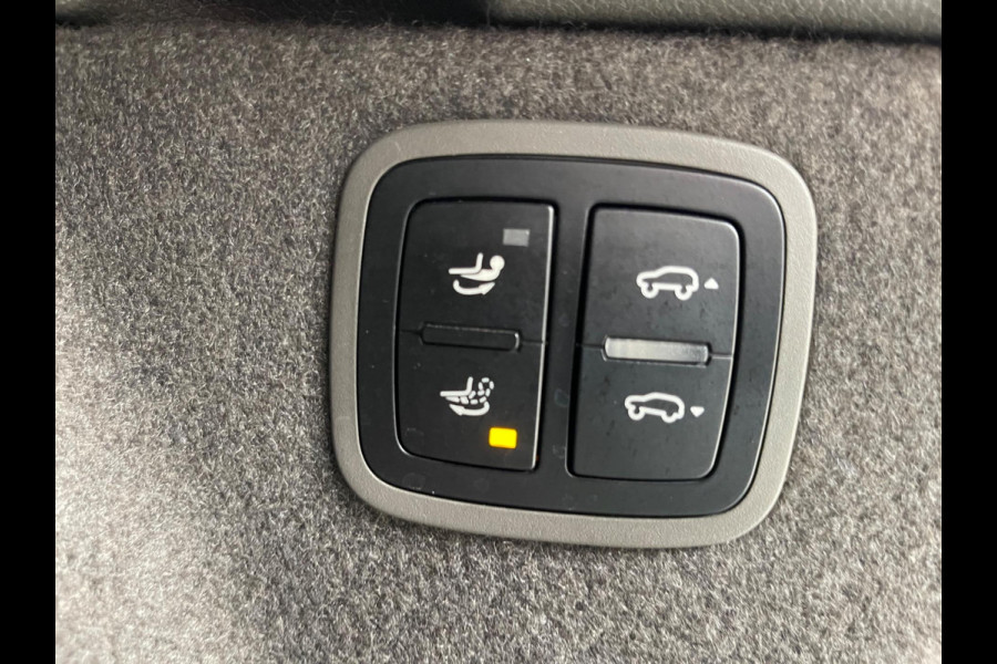 Porsche Macan 2.0 252PK Facelift /Panoramadak/Luchtvering/Led-Xenon/Camera/Electr-Trekhaak 1-Eigenaar Dealer-onderhouden