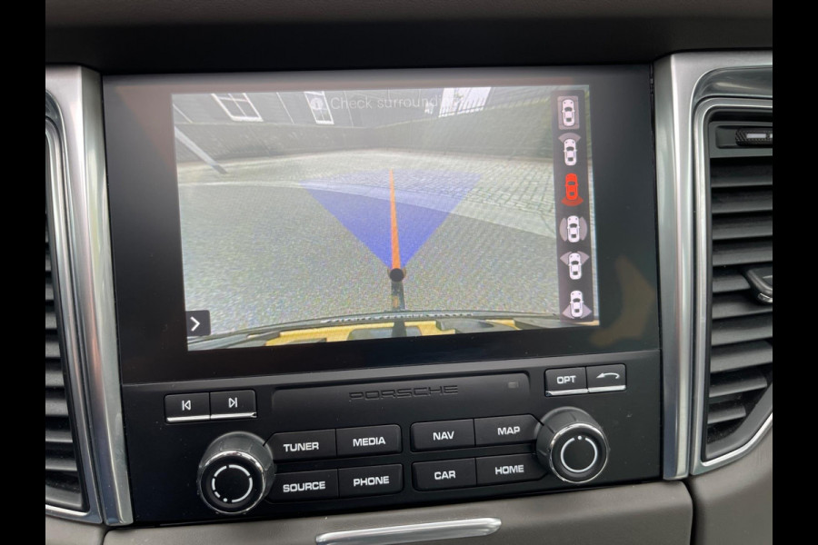 Porsche Macan 2.0 252PK Facelift /Panoramadak/Luchtvering/Led-Xenon/Camera/Electr-Trekhaak 1-Eigenaar Dealer-onderhouden