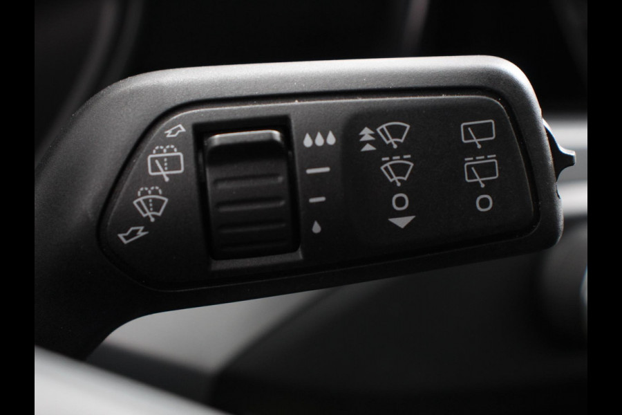 Ford FOCUS Wagon 1.0 EcoBoost 125pk Connected | Navigatie | Parkeer sensoren | Dab | Cruise control | Airco | Led | Airco | Lane assist Ford FOCUS Wagon 1.0 EcoBoost 125pk Connected | Navigatie | Parkeer sensoren | Dab | Cruise control | Airco | Led | Airco | Lane assist