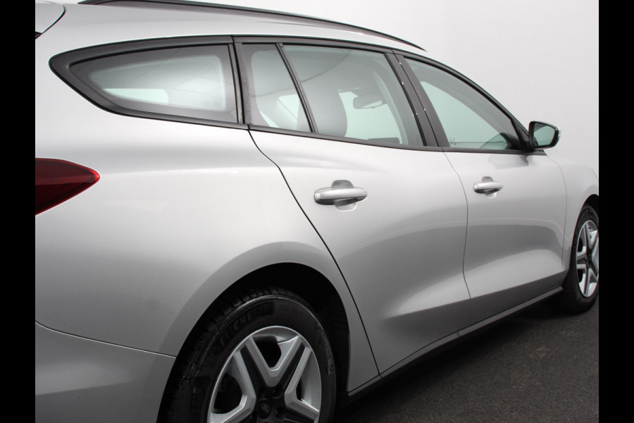 Ford FOCUS Wagon 1.0 EcoBoost 125pk Connected | Navigatie | Parkeer sensoren | Dab | Cruise control | Airco | Led | Airco | Lane assist Ford FOCUS Wagon 1.0 EcoBoost 125pk Connected | Navigatie | Parkeer sensoren | Dab | Cruise control | Airco | Led | Airco | Lane assist