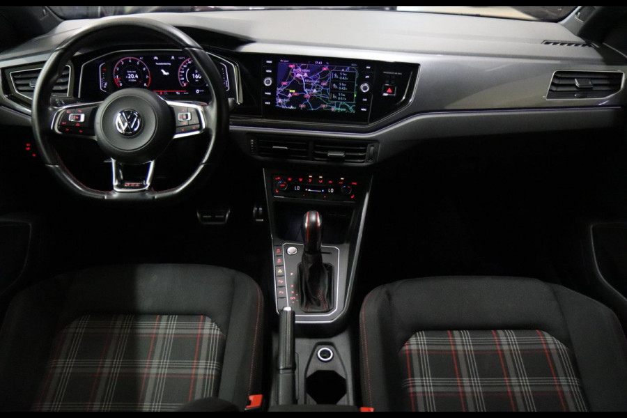 Volkswagen Polo 2.0 TSI GTI PANO/CARPLAY/STOELV/KEYLES/CAM/SFEERV/VOL
