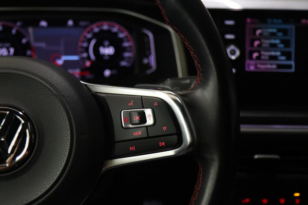Volkswagen Polo 2.0 TSI GTI PANO/CARPLAY/STOELV/KEYLES/CAM/SFEERV/VOL