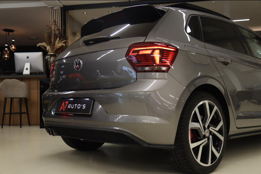 Volkswagen Polo 2.0 TSI GTI PANO/CARPLAY/STOELV/KEYLES/CAM/SFEERV/VOL