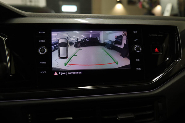 Volkswagen Polo 2.0 TSI GTI PANO/CARPLAY/STOELV/KEYLES/CAM/SFEERV/VOL