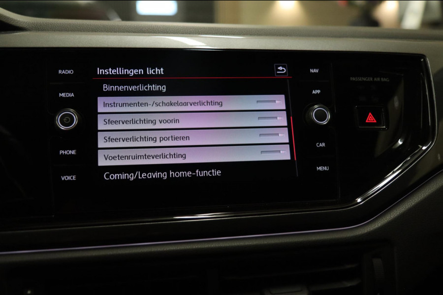 Volkswagen Polo 2.0 TSI GTI PANO/CARPLAY/STOELV/KEYLES/CAM/SFEERV/VOL
