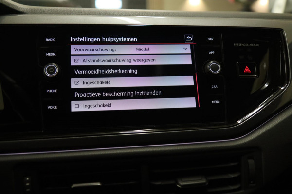 Volkswagen Polo 2.0 TSI GTI PANO/CARPLAY/STOELV/KEYLES/CAM/SFEERV/VOL
