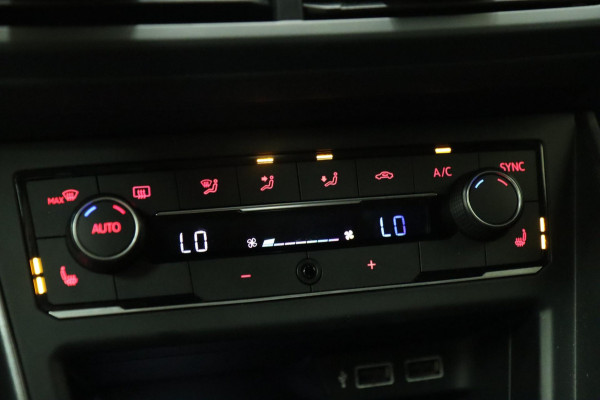 Volkswagen Polo 2.0 TSI GTI PANO/CARPLAY/STOELV/KEYLES/CAM/SFEERV/VOL