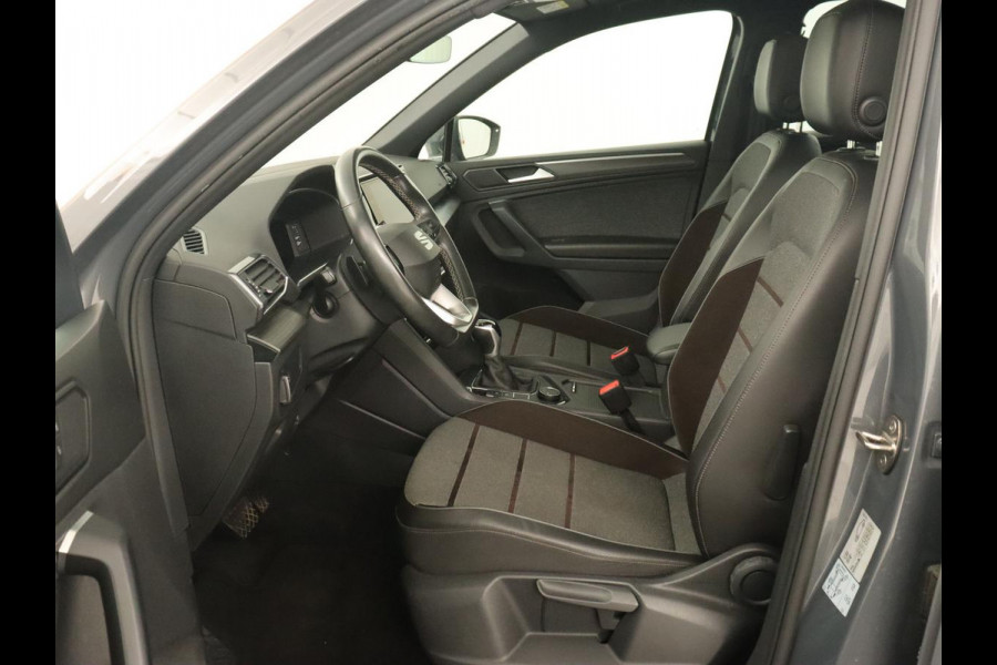 Seat Tarraco 1.4 TSI e-Hybrid PHEV Xcellence | Panoramadak | 360 Camera | Stoelverwarming | Carplay | Alcantara | Adaptive cruise | Achterbankverwarming | Navigatie | Park Assist | Plug In