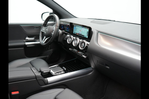 Mercedes-Benz B-Klasse 250 e Progressive Plug In Hybrid 218pk PHEV | Panodak | Multibeam LED | Widescreen | Adaptive Cruise | Sportstoelen Verwarmd | Stuur Verwarmd | Blis | Sfeerverlichting | Apple Carplay | Navigatie | Keyless | DAB |